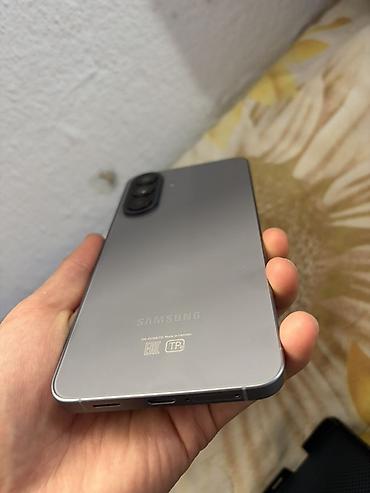 продаю тв: Samsung Galaxy A57, Новый, 128 ГБ, цвет - Серый — 3