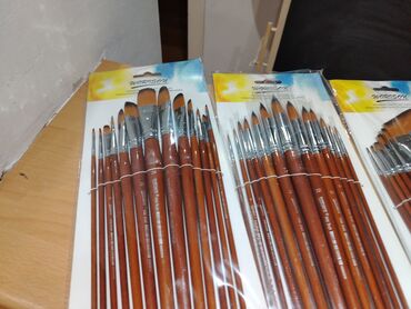 Ostali predmeti za umetnost i kolekcionarstvo: Cetkice, 4 razlicita Pakovanja po 13 cetkica,novo — 10