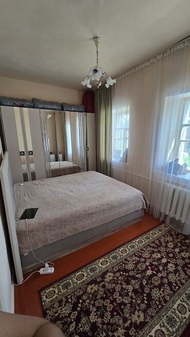 дом с мансардой: Дом, 60 м², 4 комнаты, Собственник, Косметический ремонт