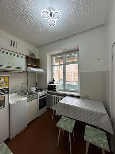 2 комнаты, 48 м², Ата-Тюрк парк Индивидуалка, 4 этаж, Свежий ремонт