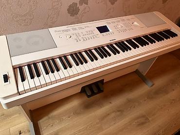 gitara pedalı: "Yamaha DGX660" Elektro Piano

Əla vəziyyətdə

3 pedal — 1