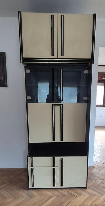 lavabo sa ormaricem forma ideale cena: BELI ORMAR Sekcija za dnevnu sobu sa kombinacijom zatvorenih — 1