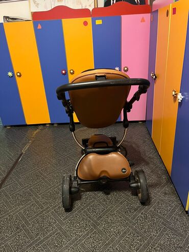 Gəzinti arabaları: Üçtəkərli araba — 4