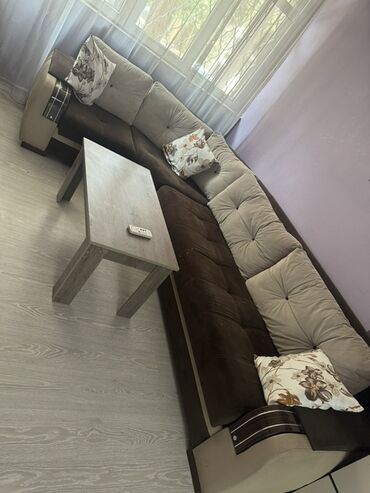 Künc divan, İşlənmiş, Açılmayan, Bazasız, Parça, Çatdırılma yoxdur