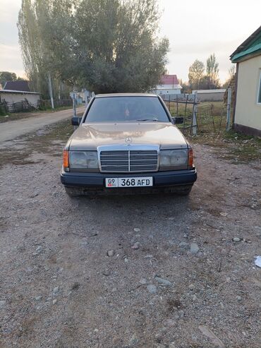 авто срв: Mercedes-Benz W124: 1989 г., 2.3 л, Механика, Бензин, Седан