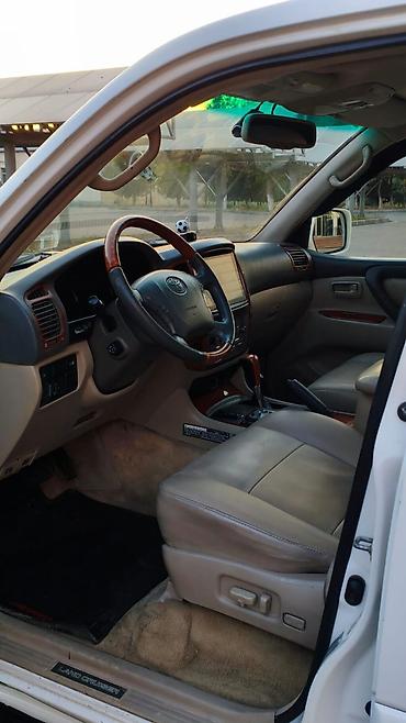 1998 ford transit: Toyota Land Cruiser 100 (J100) – ağ rəng, 5 qapı, tam ölçülü off-road — 5