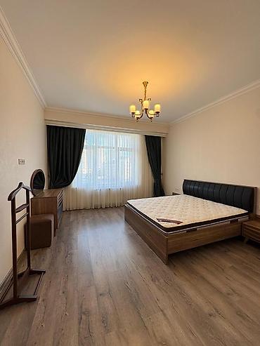 zaqatalada ev satilir: İcarəyə verilir 4 otaqlı yeni tikili 165 m², Ağ şəhər q. Kateqoriya — 2