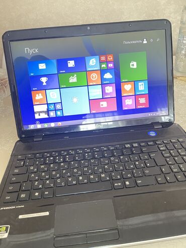 işlənmiş noutbuklar: Intel Core i7, 64 GB, 12 "