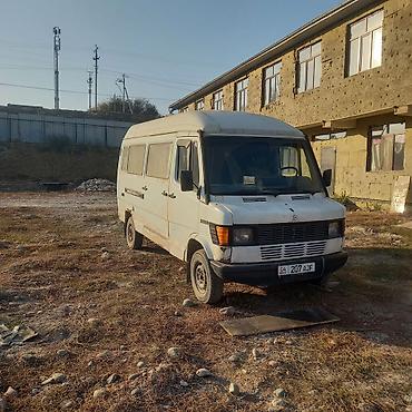Mercedes-Benz 220: 1993 г., 3 л, Механика, Дизель, Бус at lalafo.kg Mercedes-Benz 220: 1993 г., 3 л, Механика, Дизель, Бус