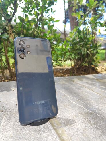 телефон флай 516: Samsung Galaxy A13, 64 ГБ, цвет - Серый, Кнопочный, Отпечаток пальца, Face ID