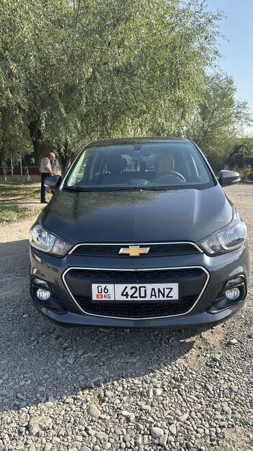 росрочка машина: Chevrolet Spark: 2017 г., 1 л, Автомат, Бензин, Хэтчбэк