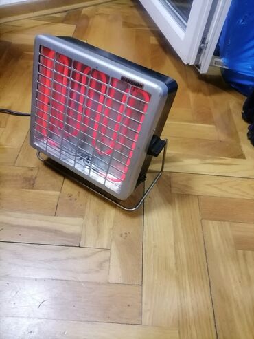 Kaloriferi: Grejalica Severin sa novim grejačem od 2 kw. Dobra
Mirjevo na lalafo.rs — 3 Kaloriferi: Grejalica Severin sa novim grejačem od 2 kw. Dobra
Mirjevo — 3