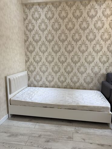 Digər mebel: 2ay işlenib şekilde gördüyünüz kimi yenidir 
0552550201 Namiq bey