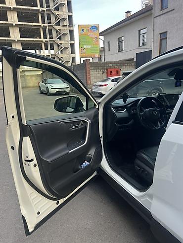 Toyota: Toyota RAV4: 2019 г., Гибрид, Кроссовер — 7