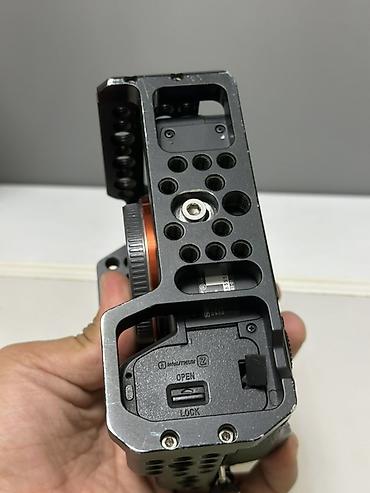 sony a7s iii: Sony Alpha a7 III (ILCE-7M3) — полнокадровая беззеркальная камера с — 6