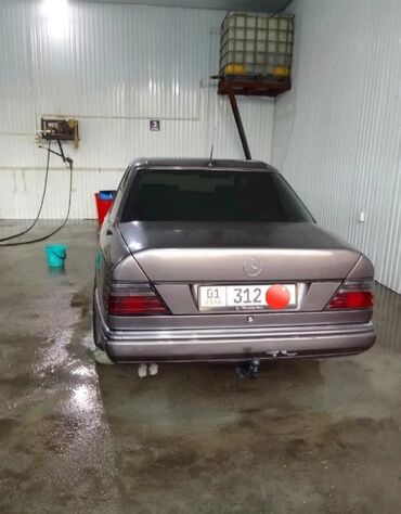 кузовные запчасти мерседес 124: Mercedes-Benz W124: 1988 г., 2.3 л, Механика, Бензин, Седан