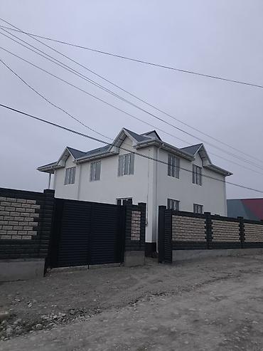 Продажа домов: 6 комнат и более, 200 м², 4 соток, Бишкек, Ак-Ордо 3 ж/м Собственник — 1