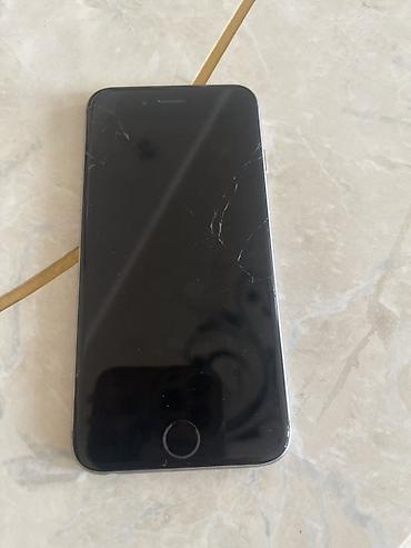 аифоны: IPhone (модель A1586), серый космос - Экран - Камера 8 МП с вспышкой — 2