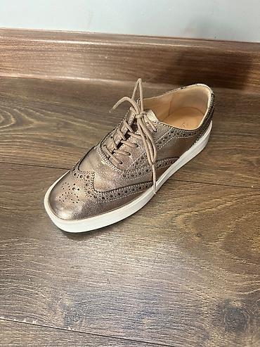 супер модные кеды: Новые Кросовки (кеды) Clarks 37 размер 3000 сом — 2