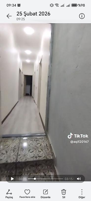 Həyət evləri və villaların satışı: Satılır: Həyət evi Xırdalanda Aff parkının girişində təcili olaraq — 2