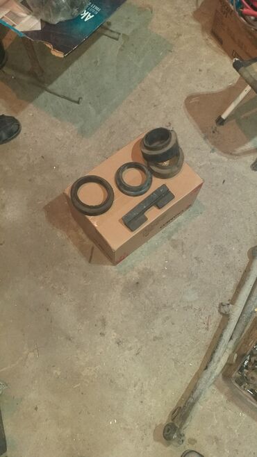 Əyləc bəndləri, nakladkalar: VAZ klassik modellər üçün ehtiyat hissələri dəsti - Disk əyləc — 19