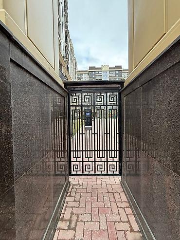 Продажа квартир: 2 комнаты, 63 м² — 16