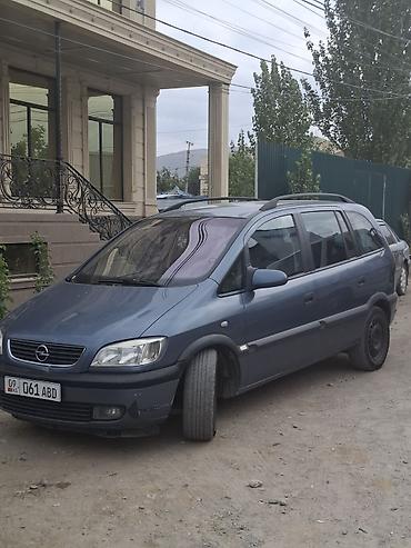 mazda 323 ф: Opel Zafira: 2002 г., 2.2 л, Кол менен иштөөчү, Бензин, Вэн/Минивэн — 1