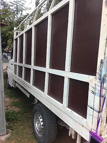 хлебница на мерс 124: Грузовик, Mercedes-Benz, Б/у — 2