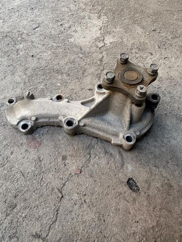 Помпы: Помпа Nissan 2001 г., Б/у, Оригинал, Япония — 2