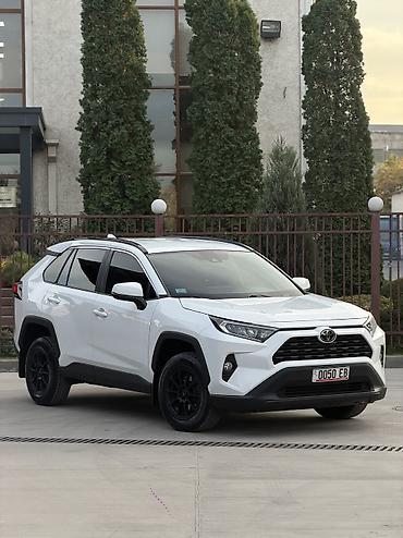 камера р15: Toyota RAV4: 2020 г., 2.5 л, Автомат, Бензин, Кроссовер — 3