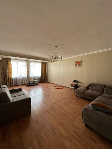 продаю дом район филармония: 3 бөлмө, 124 кв. м, Элитка, 8 кабат, Евроремонт