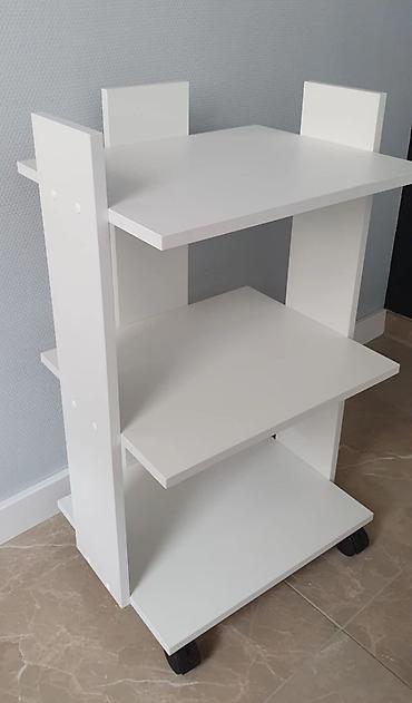 Тумбы и подставки для телевизора: Тележка на колесах 
Для косметологии и много др — 10