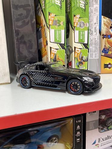 mini gt: Коллекционная модель спортивного автомобиля в масштабе 1:12. Выполнена — 2