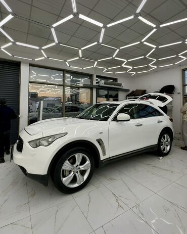 infiniti 35: Продам Infiniti FX37 (улучшеный мотор). Машина в идеальном состоянии