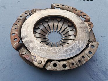 Auto delovi: Korpa kvačila Lada Karavan, Lada Niva 1.6 i stariji modeli Lada broj — 7