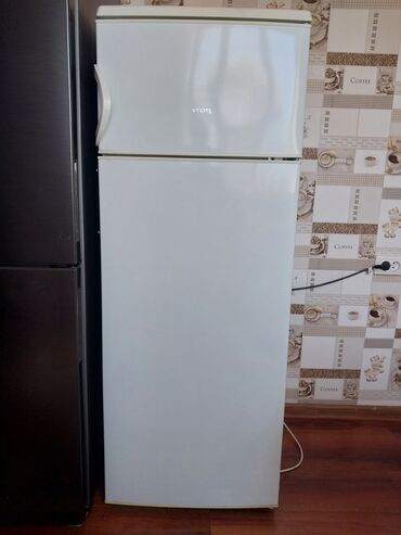 Холодильник Vestel, Б/у, Двухкамерный, 55 * 145 *