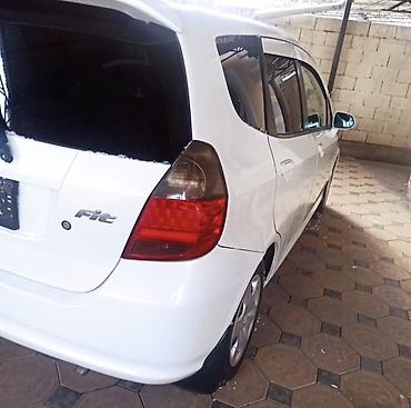 Honda: Honda Fit: 2004 г., 1.5 л, Вариатор, Бензин, Хэтчбэк — 5