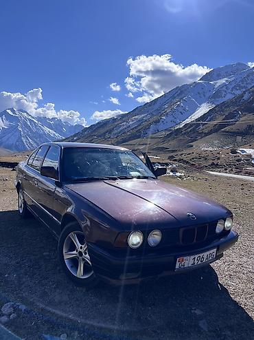 продаю иатор от бмв е34: BMW 5 series: 1992 г., 2 л, Механика, Бензин, Седан — 7