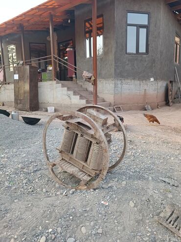 дробилка для камня: Сельскохозяйственная дробилка-крошилка (механическая) Описание: -