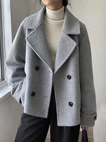 Пальто: Женское укороченное пальто-пиджак в стиле oversize - Цвет — 1