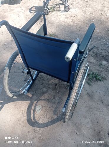 Другой транспорт: Инвалид коляска
