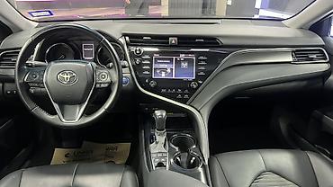 Toyota: Toyota Camry: 2020 г., 2.5 л, Автомат, Гибрид, Седан — 3