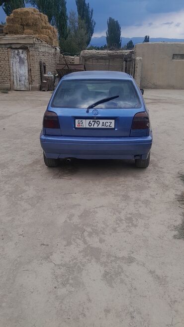 продажа тойота прадо 120: Volkswagen Golf: 1992 г., 1.8 л, Механика, Бензин, Хетчбек