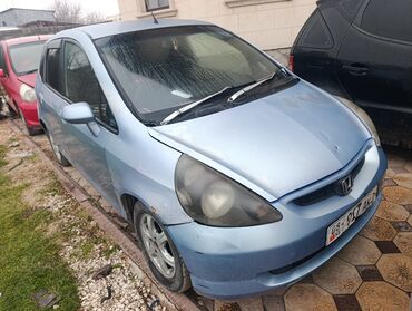 Honda: Honda Fit: 2002 г., 1.3 л, Вариатор, Бензин, Хэтчбэк — 5