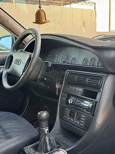 Audi: Audi A6: 1995 г., 2.6 л, Бензин, Седан — 10