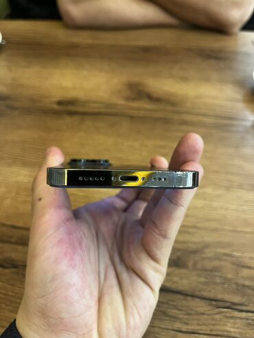 Apple iPhone: IPhone 13 Pro, Б/у, 128 ГБ, Черный, Защитное стекло, Чехол, Коробка, 83 % — 7