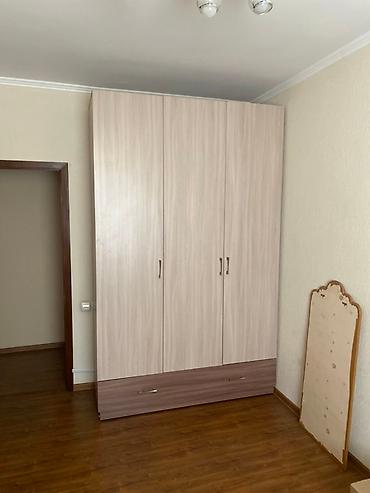 мебели для офиса: Комплект офисной мебели, Б/у, Дерево, цвет - Бежевый — 3