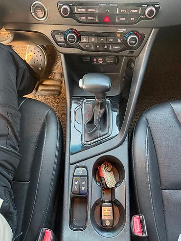 Kia: Kia Niro: 2017 г., 1.6 л, Автомат, Гибрид, Хэтчбэк — 18