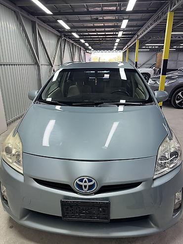 Toyota: Toyota Prius: 2015 г., 1.8 л, Вариатор, Гибрид, Хэтчбэк — 2