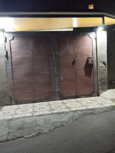 Darvazalar: Darvazalar, Həyət üçün